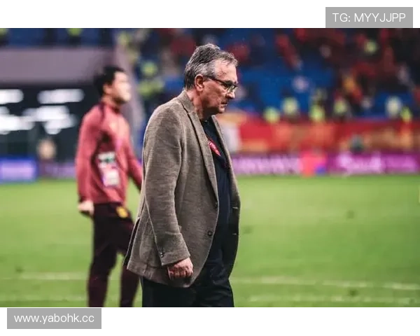 伊万拒绝谈论个人未来 表示去留问题赛后由足协决定